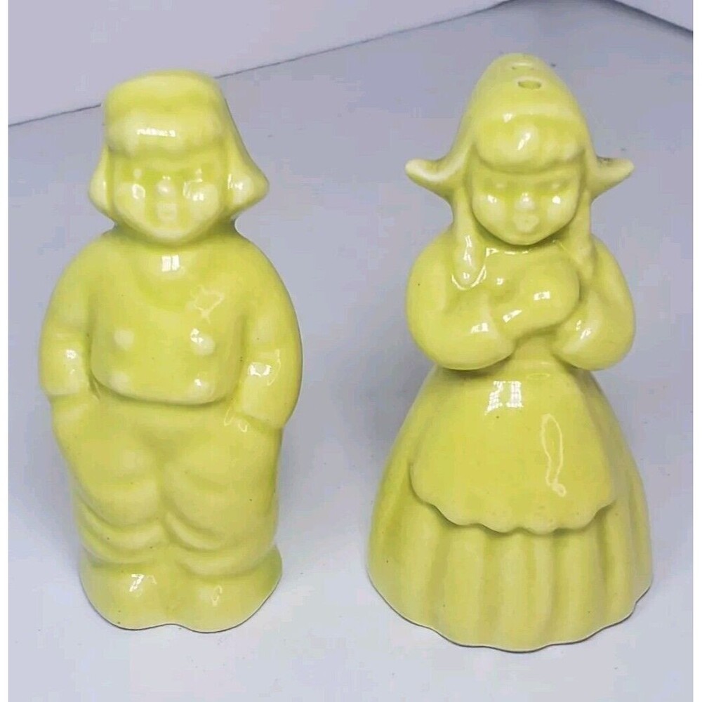 Antique Mini Vintage Dutch Boy And Dutch Girl Salt And Pepper Shaker Set 1948